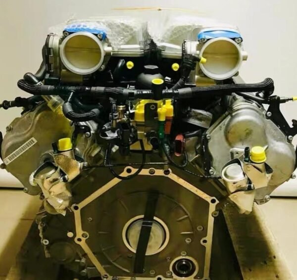 Lamborghini & Audi R8 5.2L V10 Engine