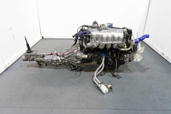 Nissan Skyline GTS-T RB20DET Engine with Transmission - Image 3