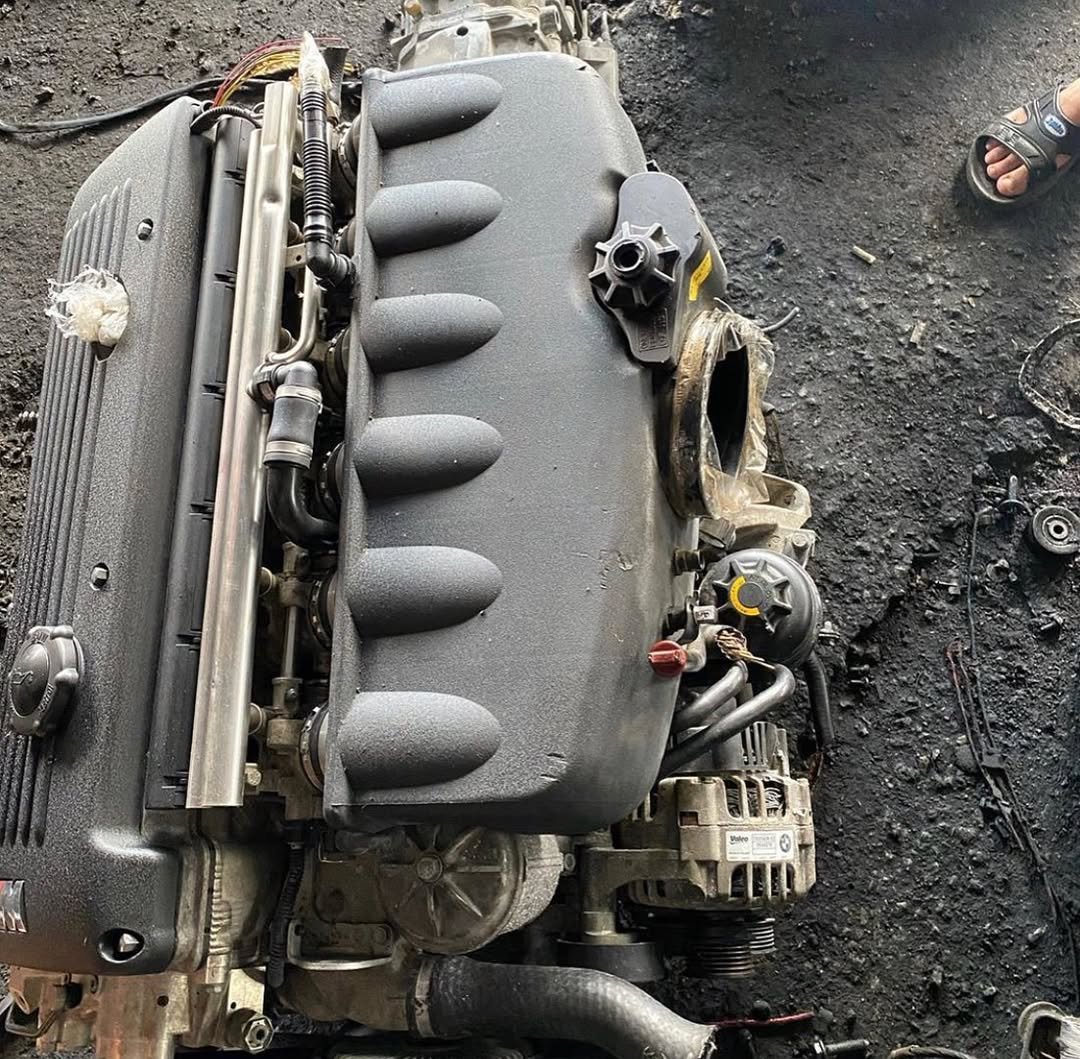 BMW M3 E46 S54B32 3.2L Complete Engine with 6-Speed Manual Transmission For Sale - Image 6