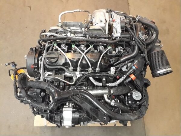 Volvo V90 II Estate D420T8 Engine - Image 2
