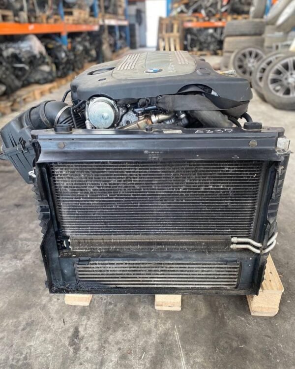 BMW E60 535d (3.0L) 306D4 Complete Engine with Transmission - Image 4
