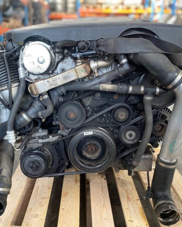 BMW E60 535d (3.0L) 306D4 Complete Engine with Transmission - Image 7