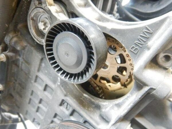BMW 3 Series 2005 ABA-VB25 N52B25A Engine - Image 2