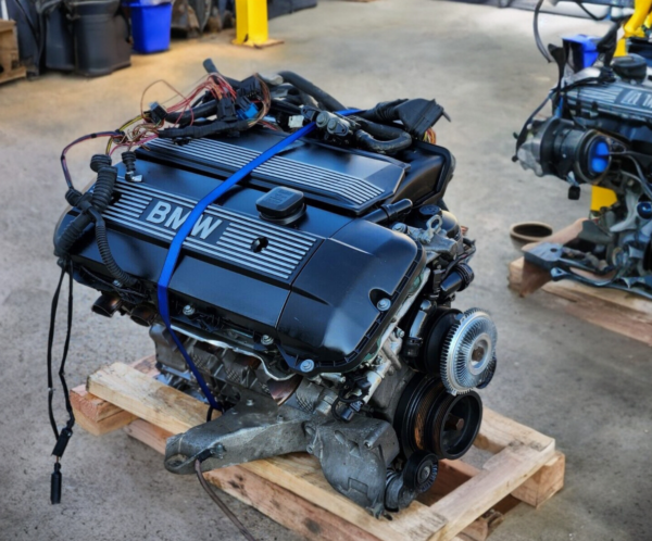 BMW M54 3.0L Engine Motor 6 Cylinder Complete with Transmission