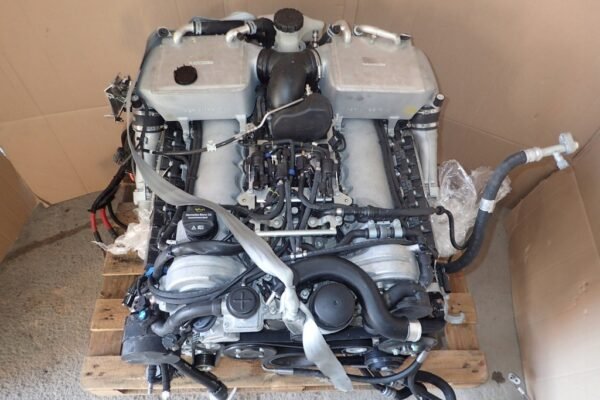 Mercedes M277 V12 (6.0L) Complete Engine with Transmission - Image 7