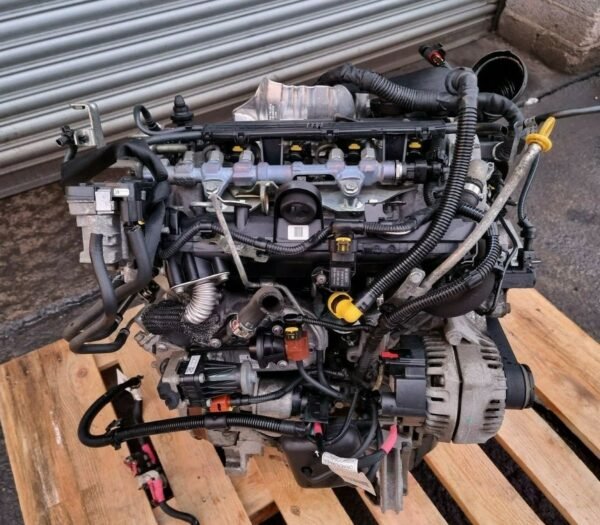 COMPLETE FIAT 500L 1.3  DIESEL ENGINE 199B4000