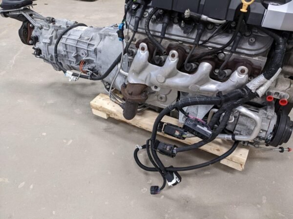 Chevrolet Camaro 6.2 LS3 Complete Engine with Transmission - Image 7
