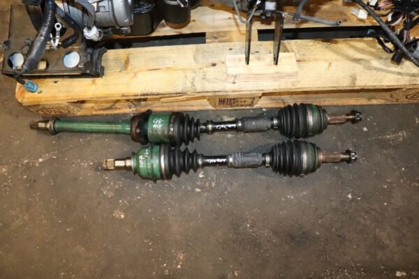 2000-2005 Toyota Celica GT-S 2ZZ 1.8L VVTL-i Engine and 6 speed Transmission - Image 5