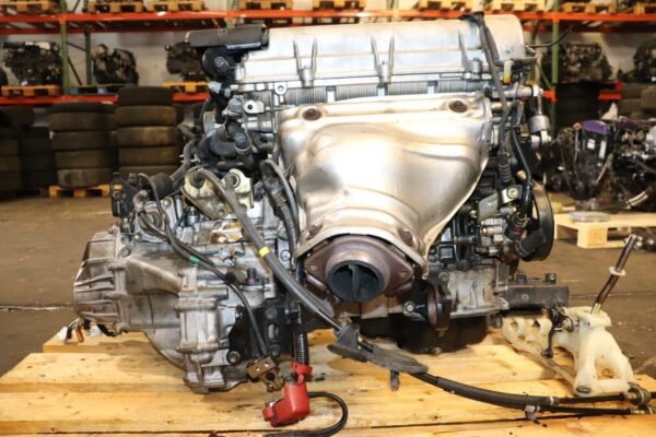 2000-2005 Toyota Celica GT-S 2ZZ 1.8L VVTL-i Engine and 6 speed Transmission - Image 3